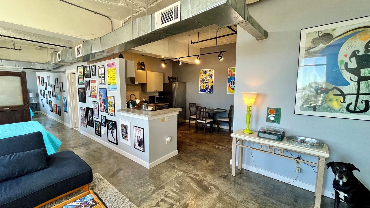 Photo of Livingroom in Downtown Memphis