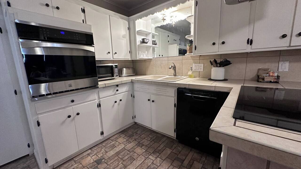 Photo of Kitchen in Enid