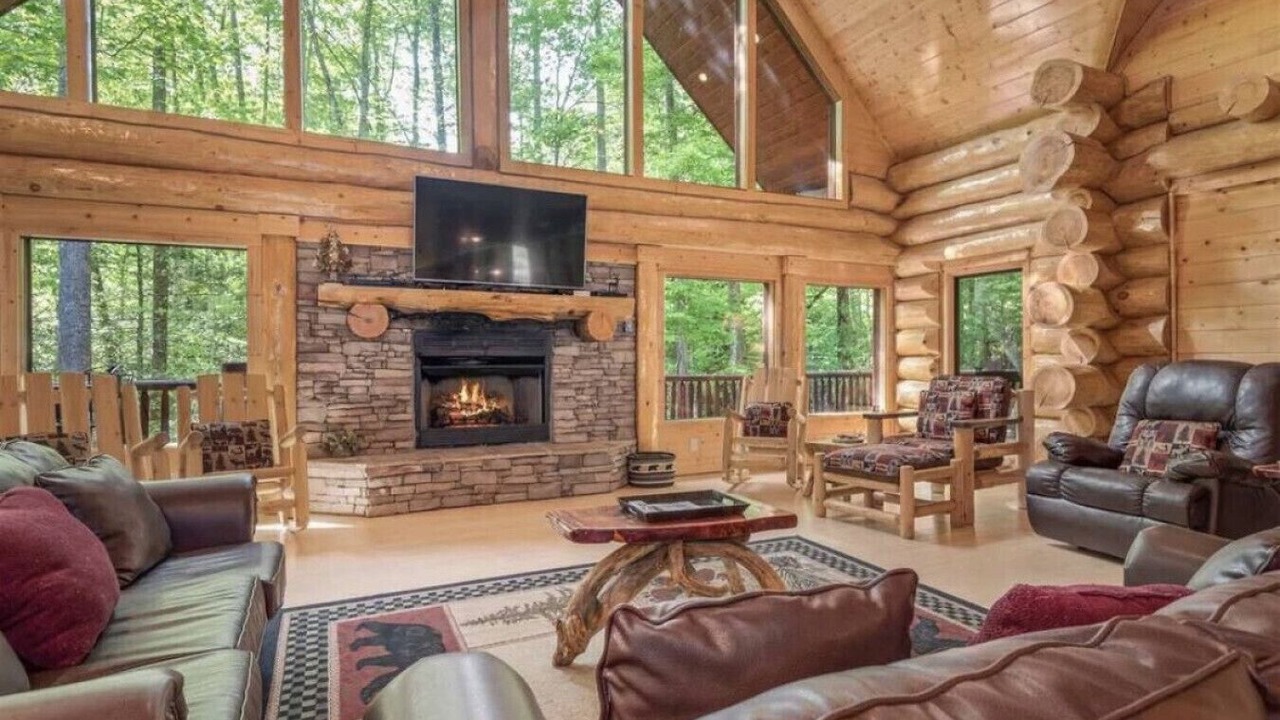 Photo of Livingroom in Pittman Center