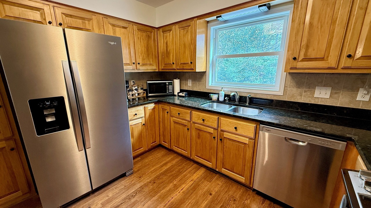 Photo of Kitchen in Emerald Isle