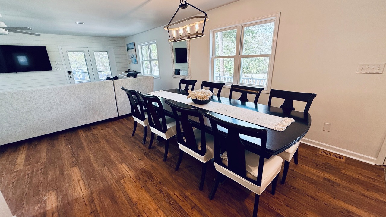 Photo of Bedroom in Emerald Isle