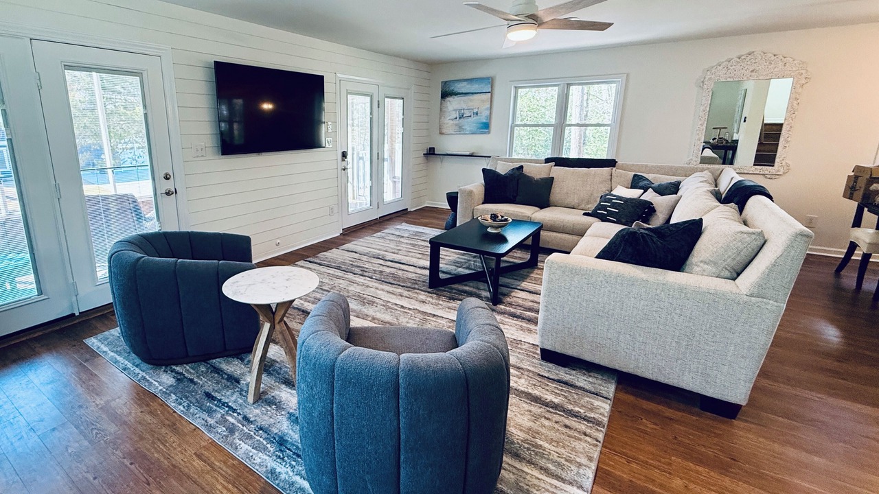 Photo of Livingroom in Emerald Isle