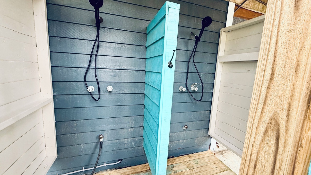 Photo of Bathroom in Emerald Isle