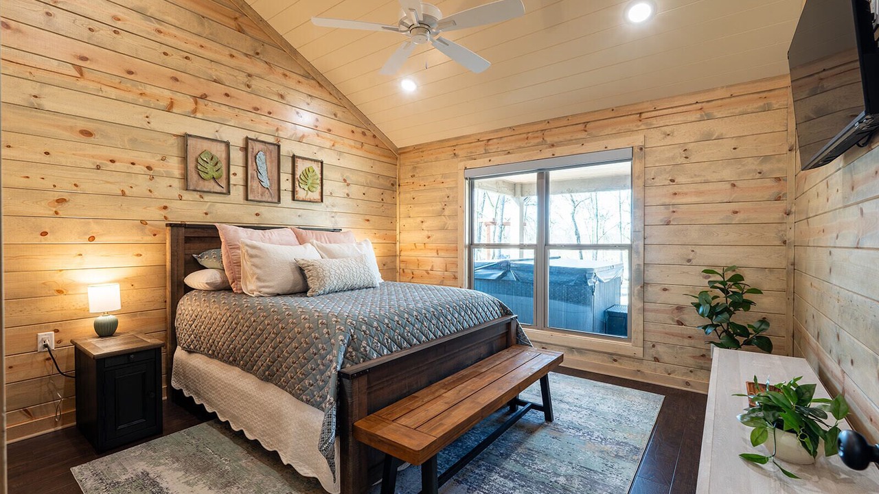 Photo of Bedroom in Golden