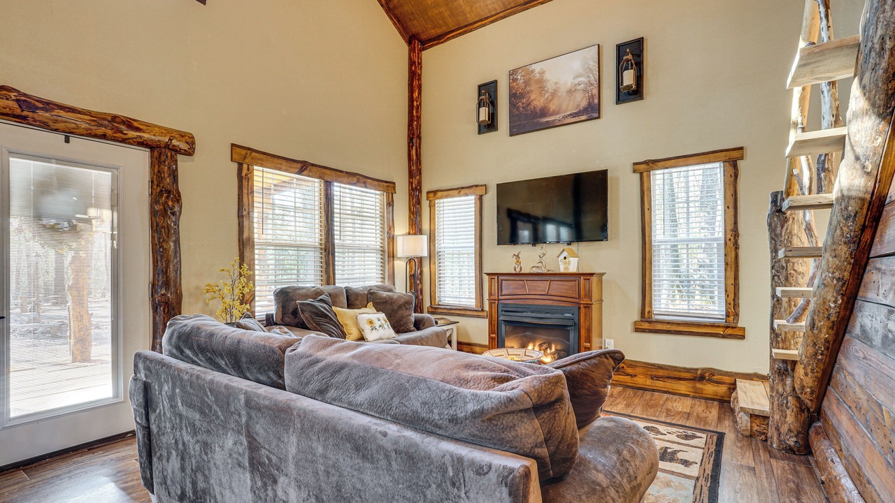 Photo of Livingroom in Reliance