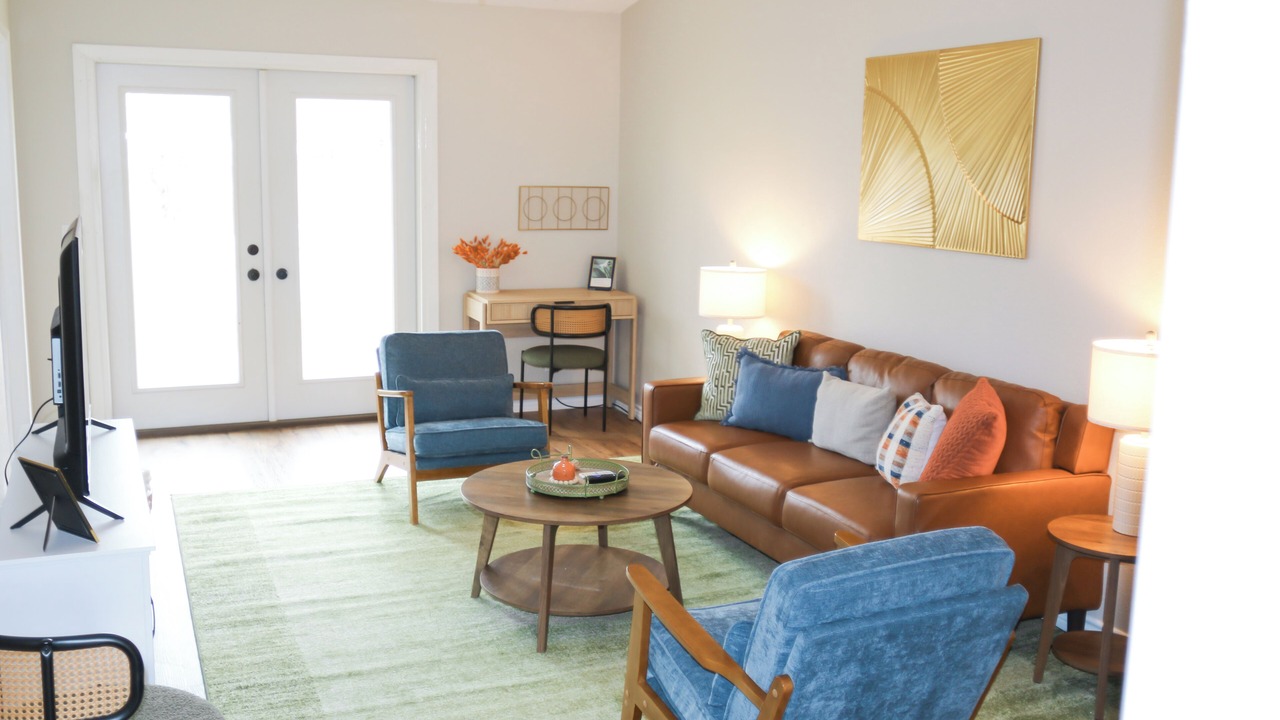 Photo of Livingroom in Pryor