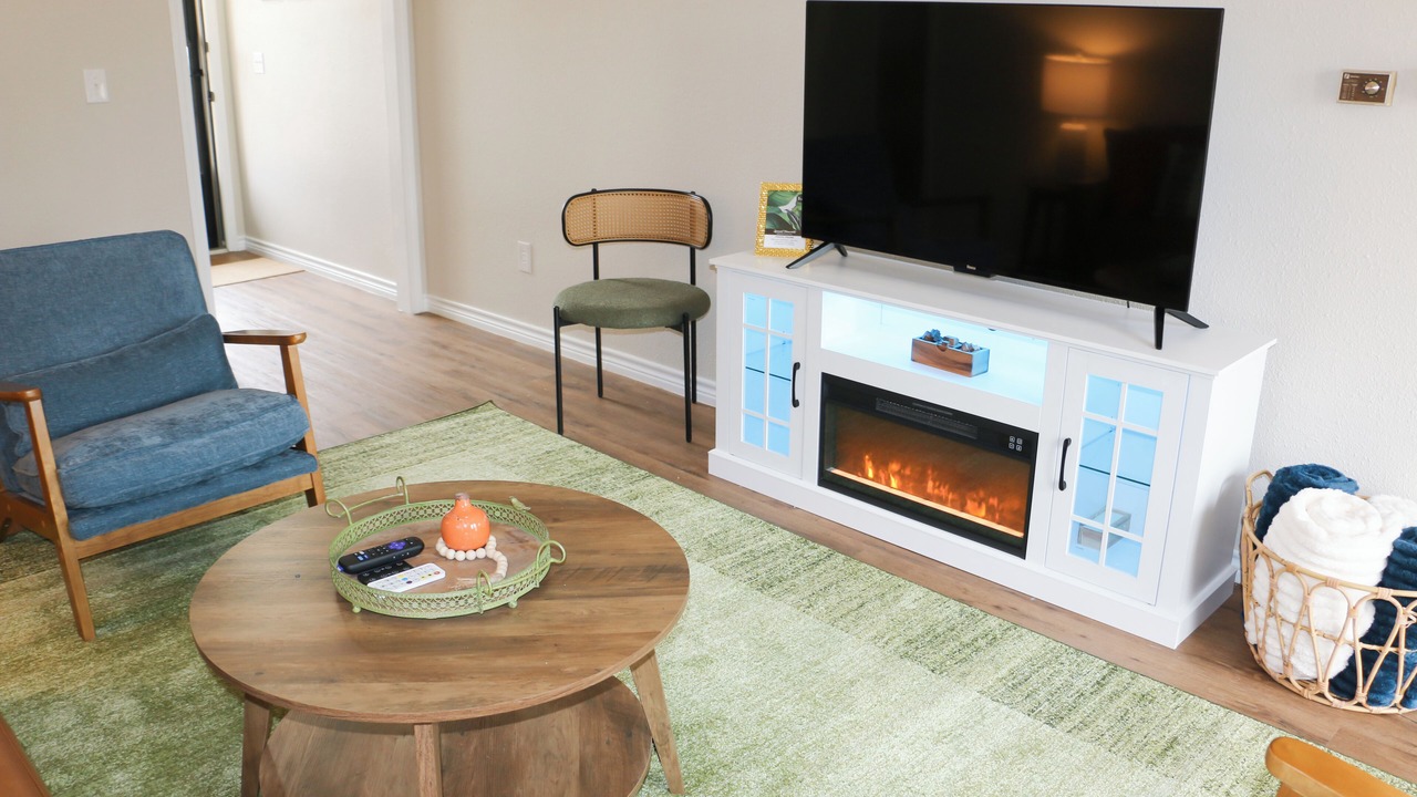 Photo of Livingroom in Pryor
