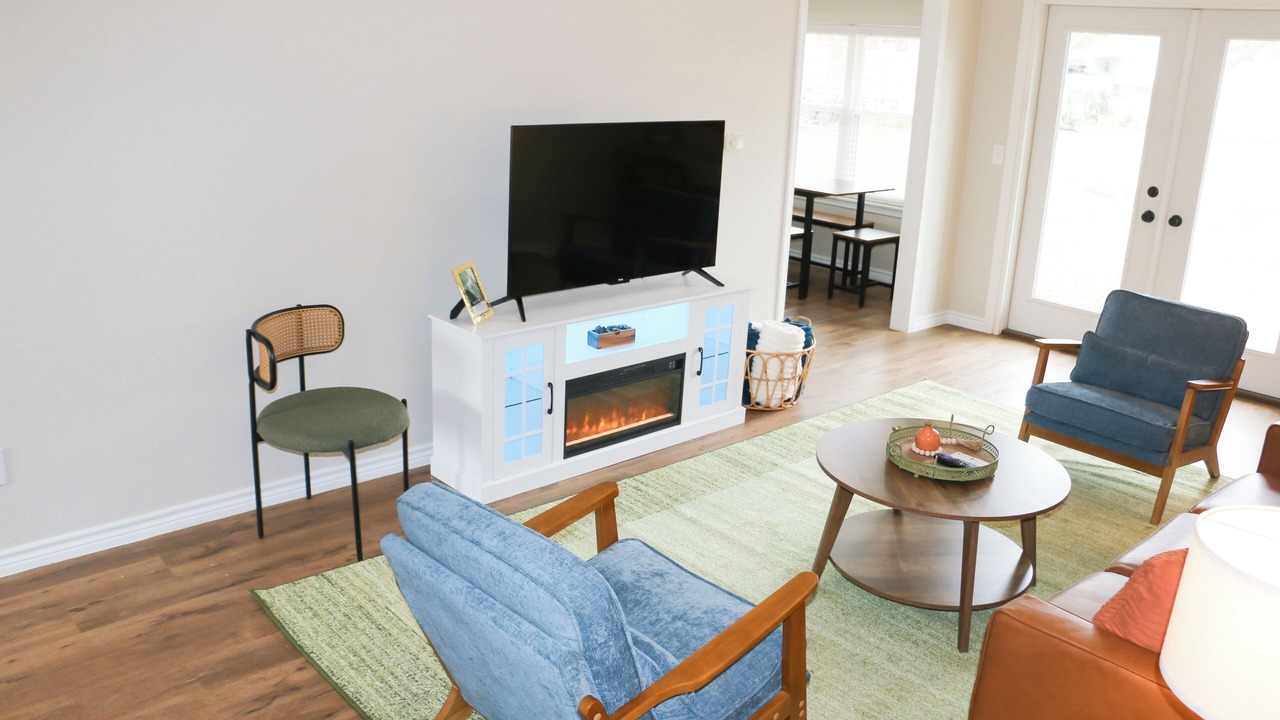 Photo of Livingroom in Pryor