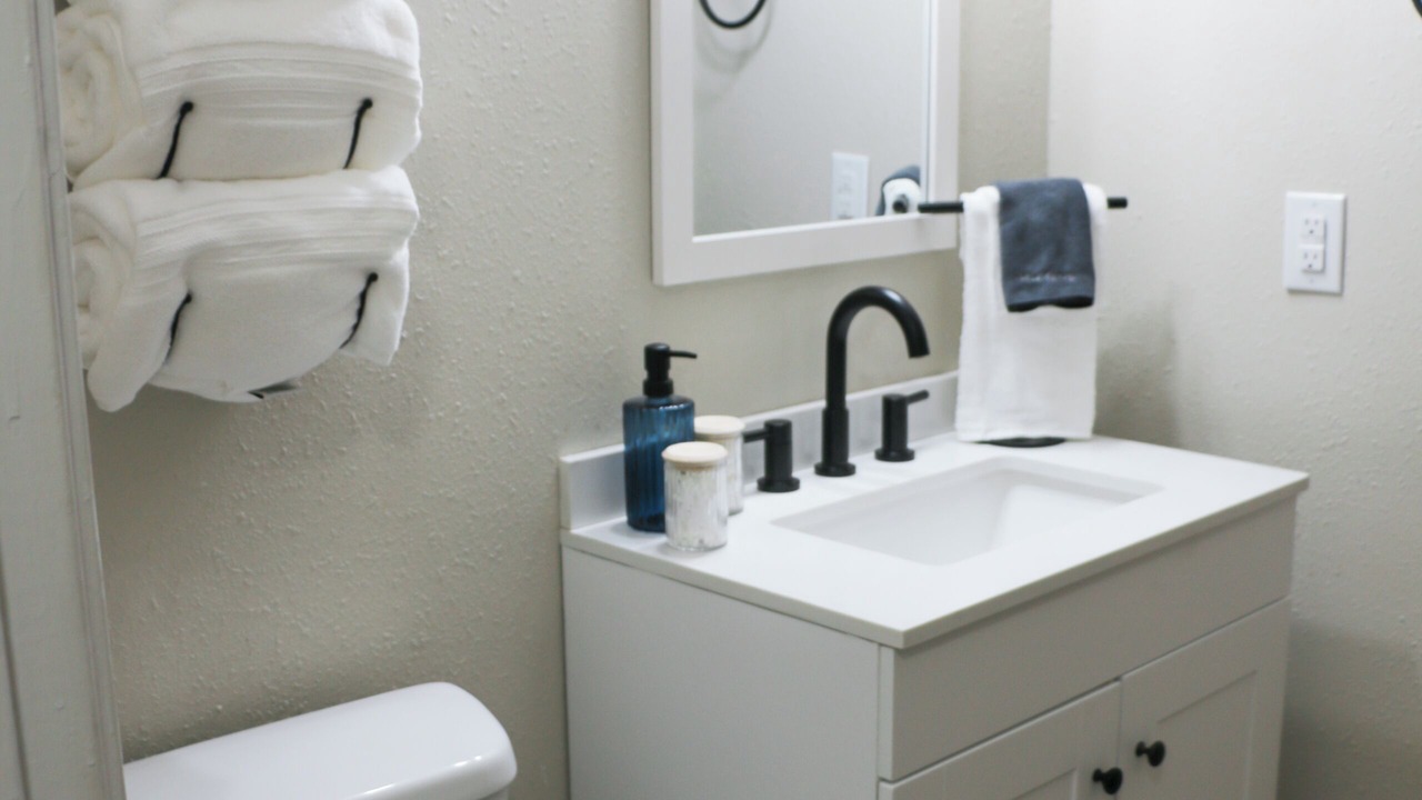 Photo of Bathroom in Pryor