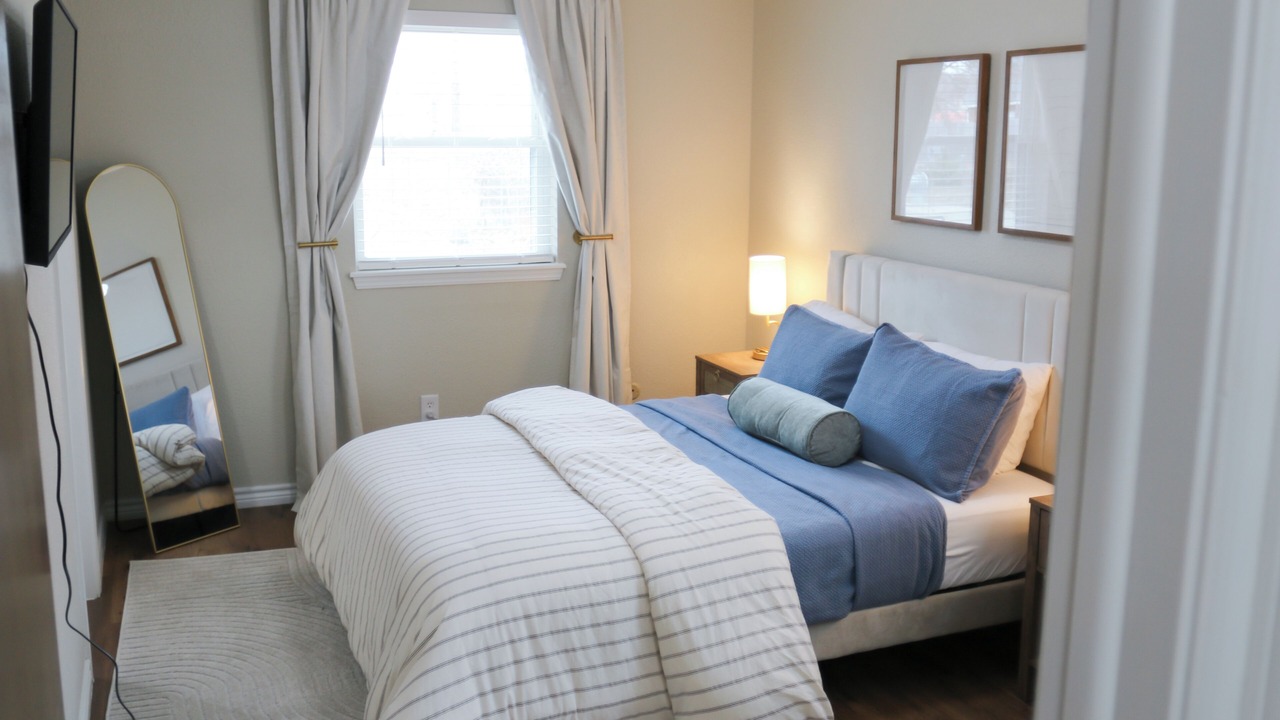 Photo of Bedroom in Pryor