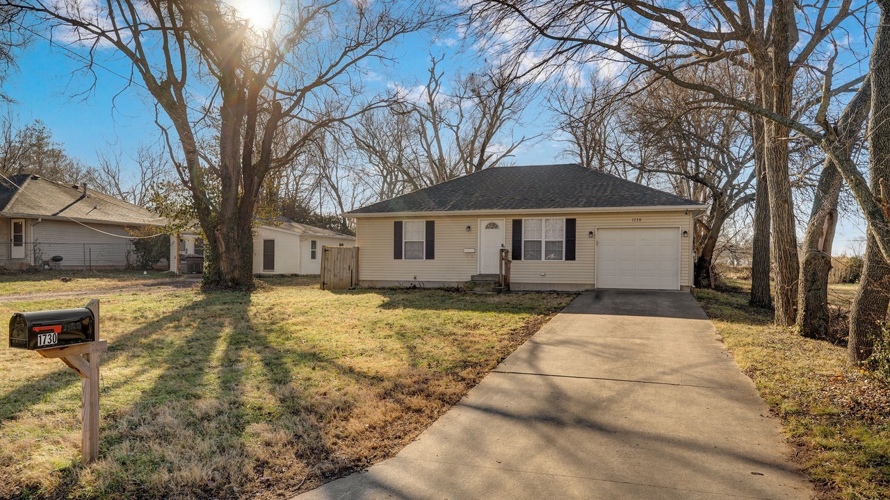 Photo of Outdoor in West Central