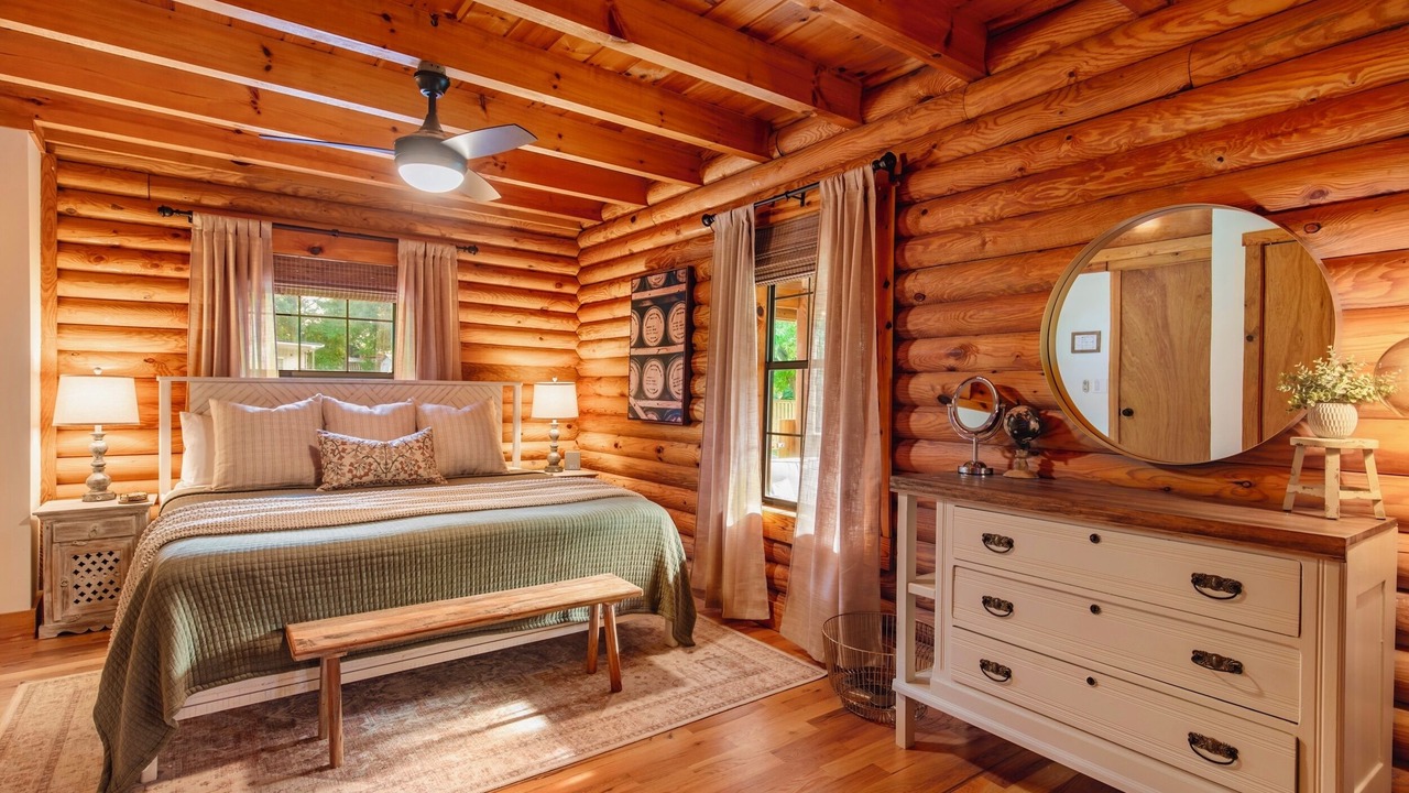 Photo of Bedroom in Frankfort