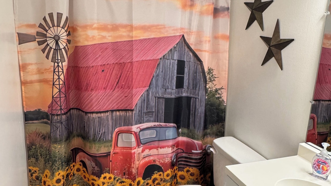 Photo of Bathroom in Shepherdsville