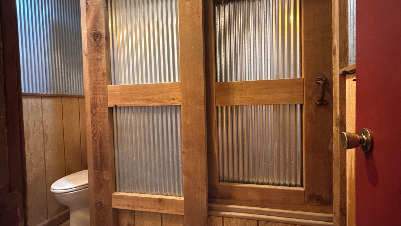Photo of Bathroom in El Dorado