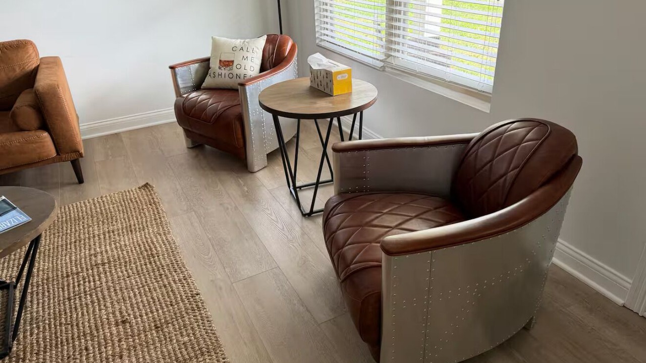 Photo of Livingroom in Elizabethtown