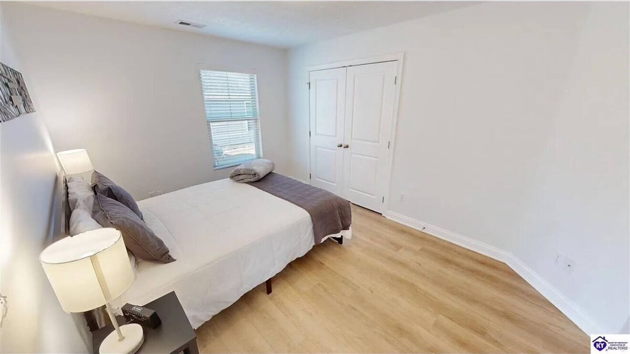 Photo of Bedroom in Elizabethtown