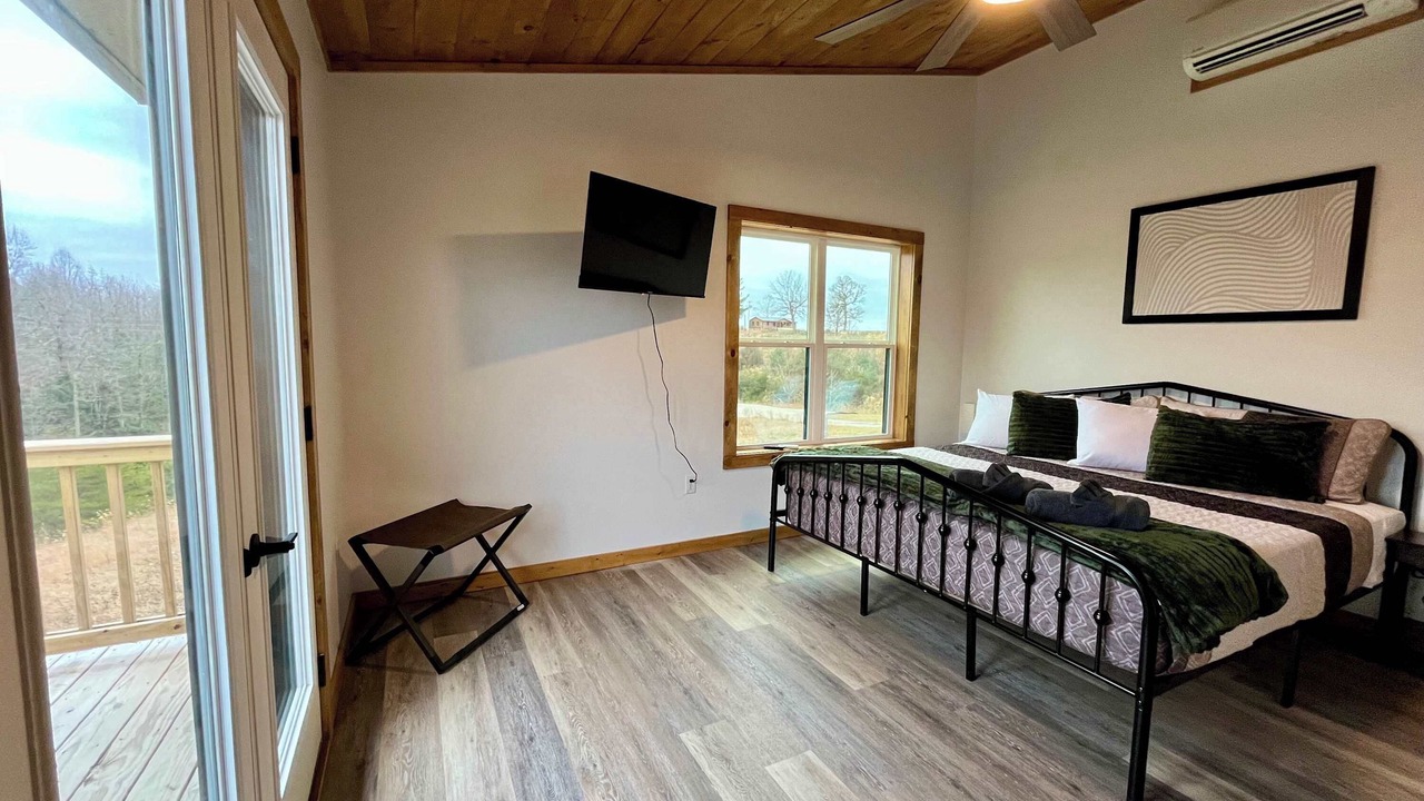 Photo of Bedroom in Rogers