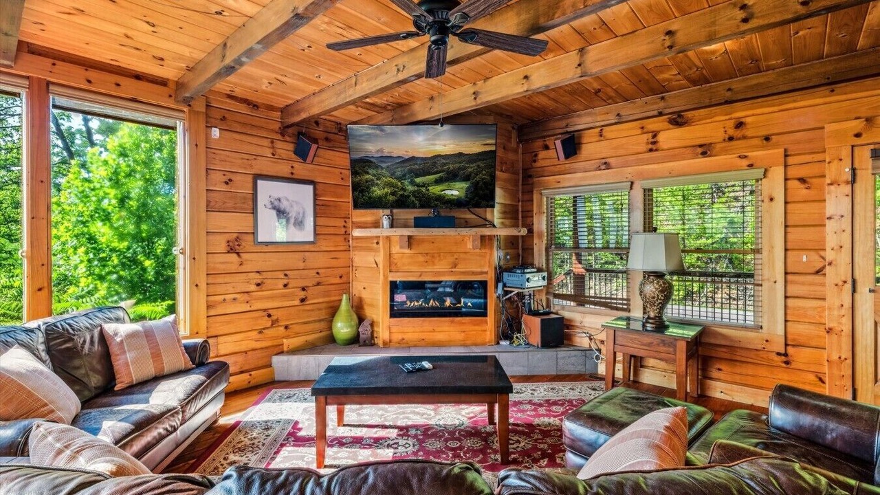 Photo of Livingroom in Gatlinburg - Pigeon Forge