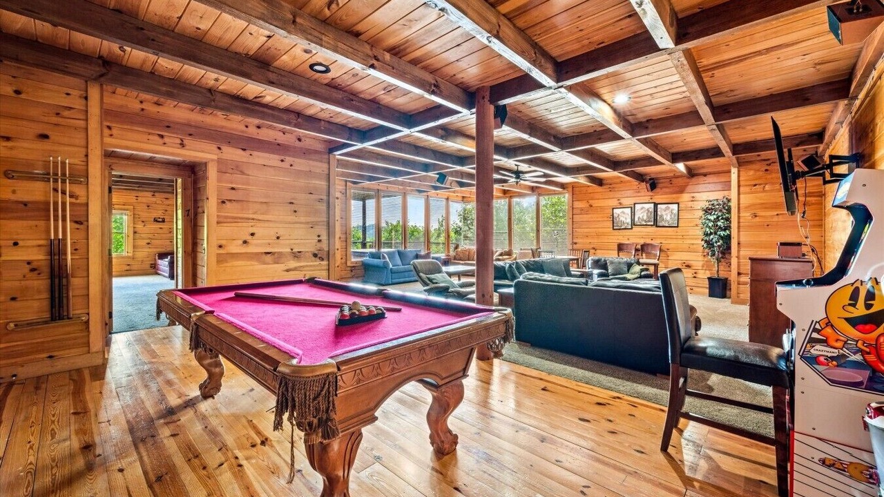 Photo of Outdoor in Gatlinburg - Pigeon Forge
