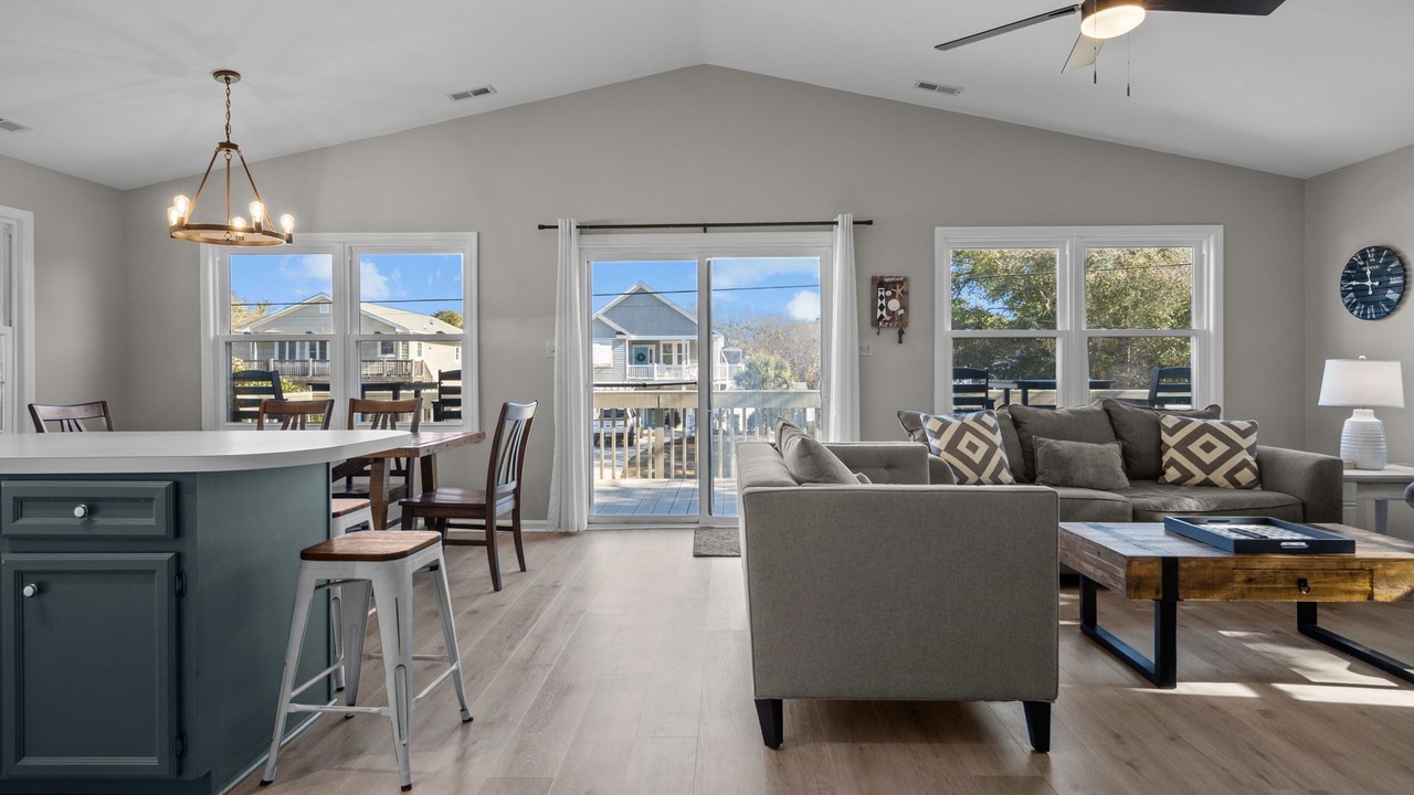 Photo of Livingroom in Emerald Isle