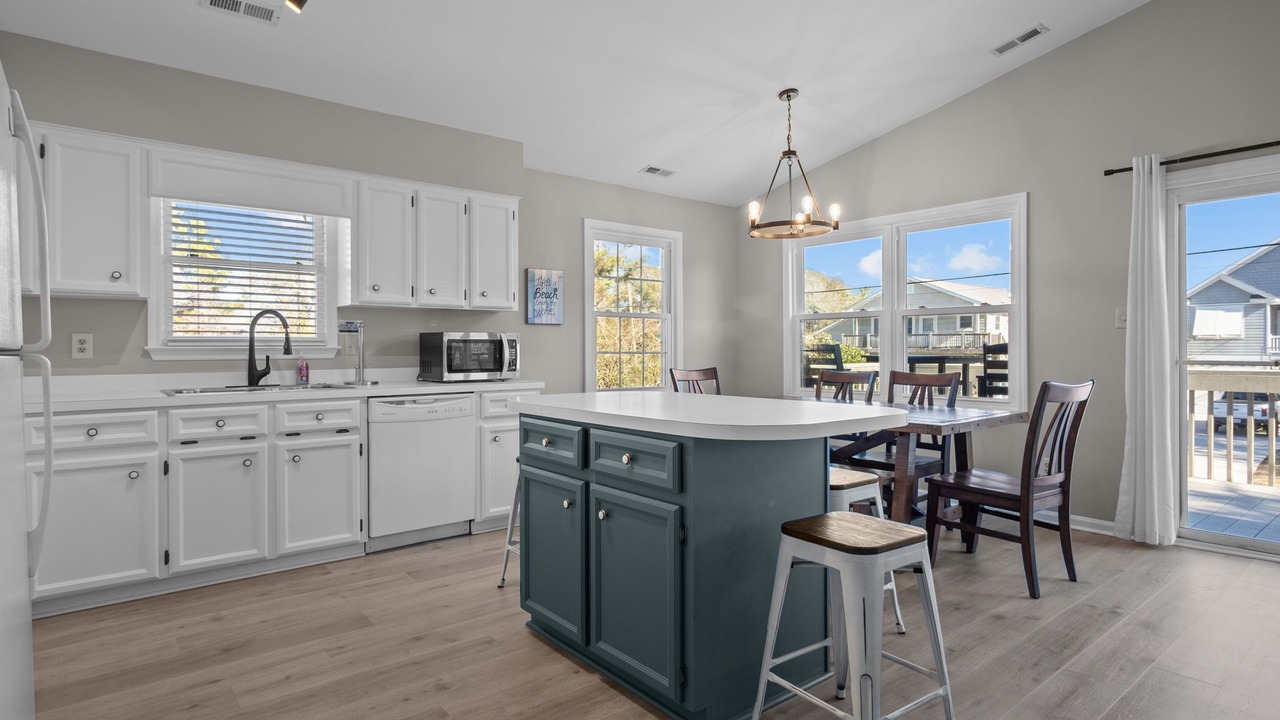 Photo of Kitchen in Emerald Isle