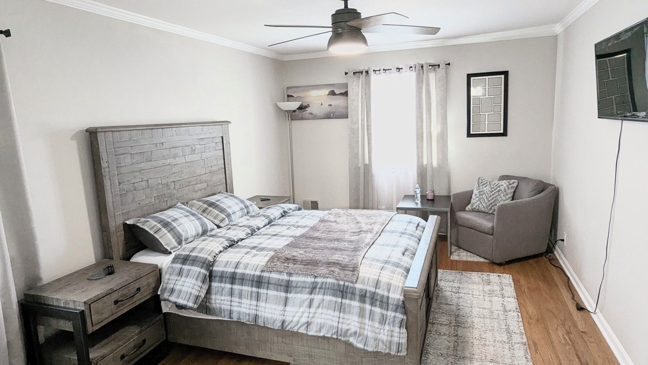 Photo of Bedroom in Douglass Hills