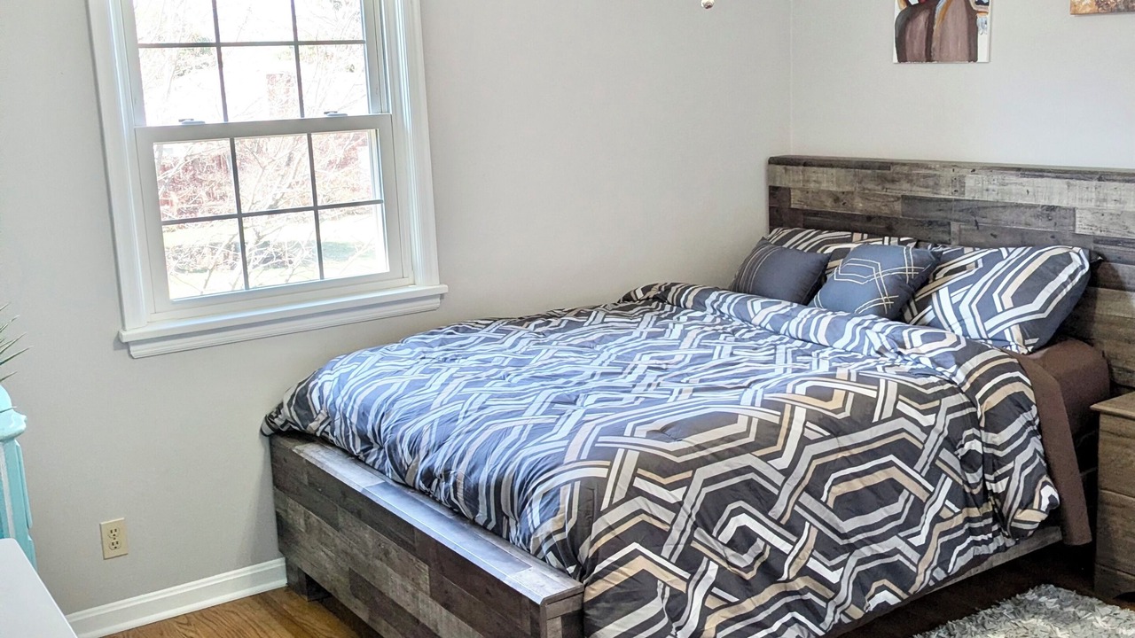 Photo of Bedroom in Douglass Hills