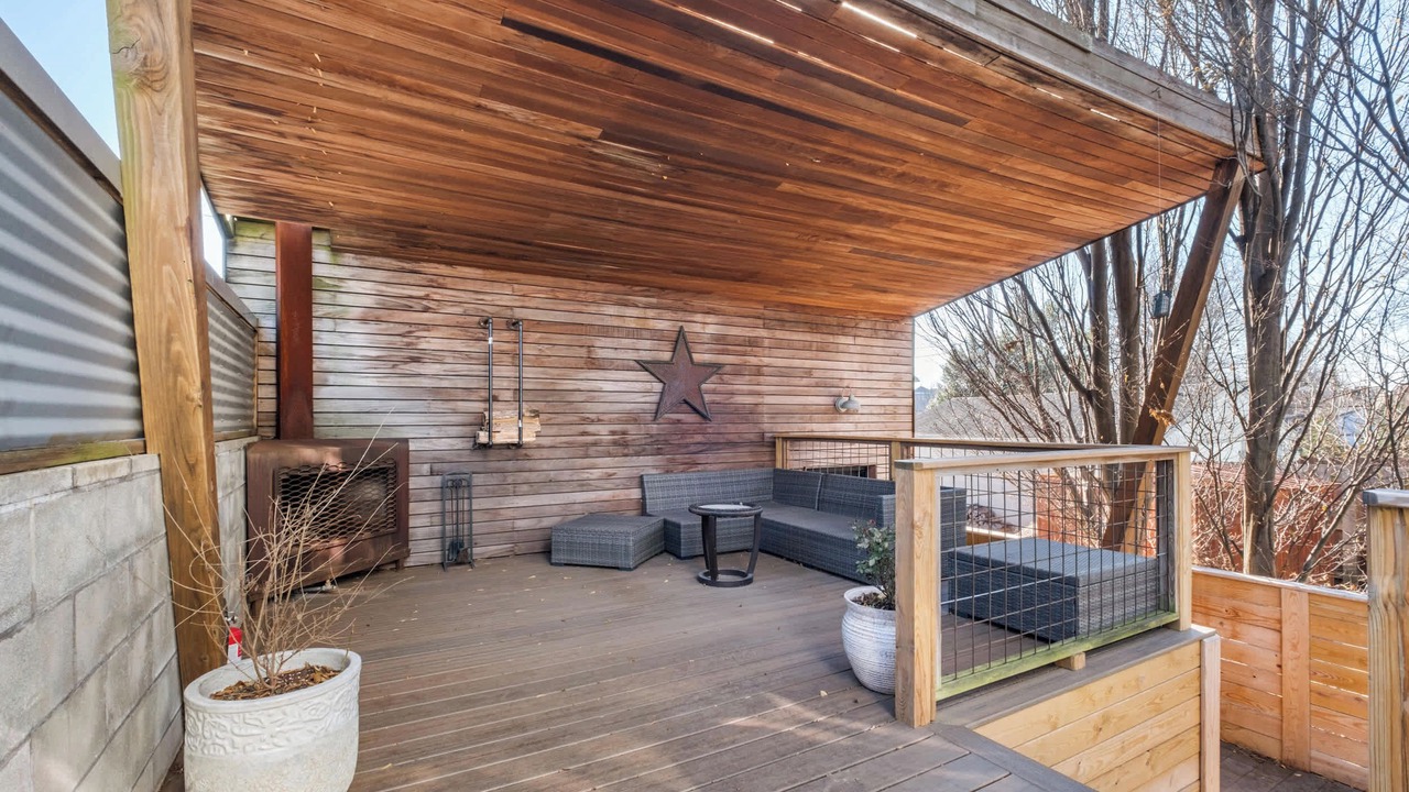 Photo of Outdoor in Phoenix Hill