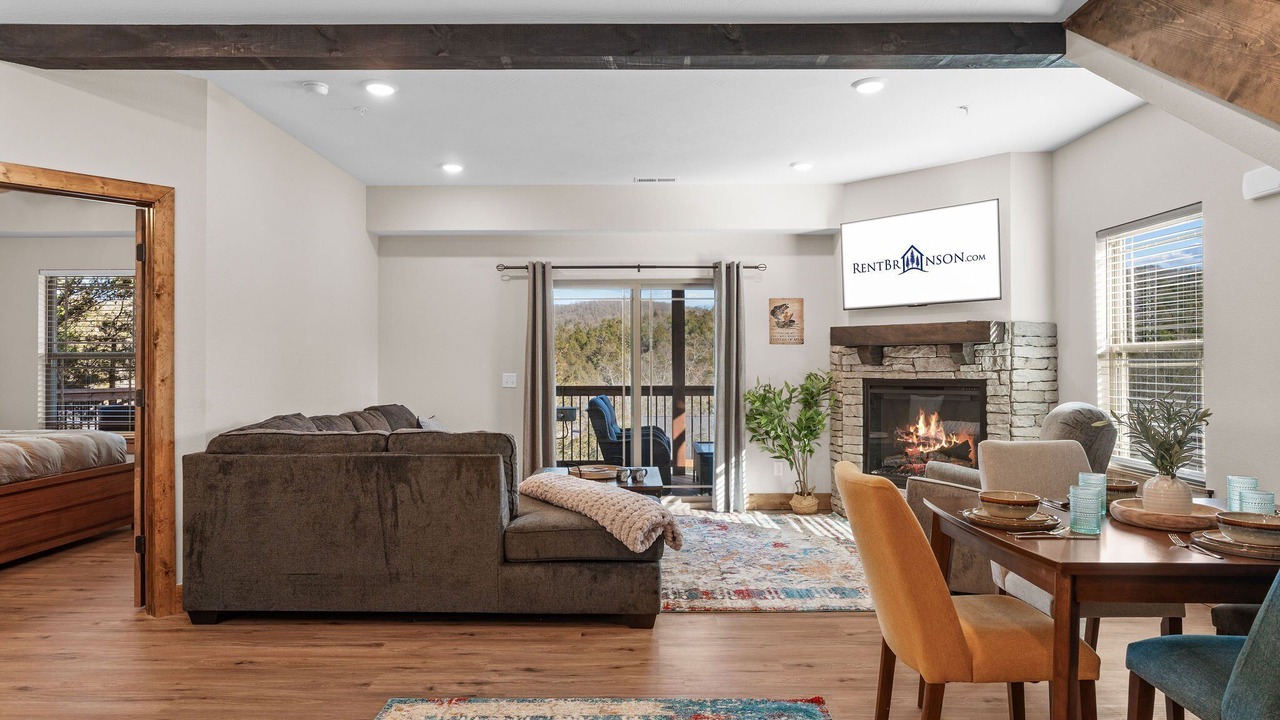 Photo of Livingroom in Hollister