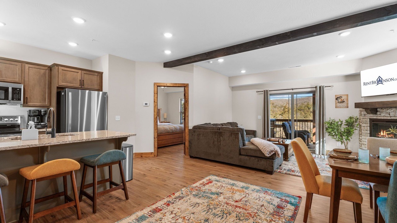 Photo of Livingroom in Hollister