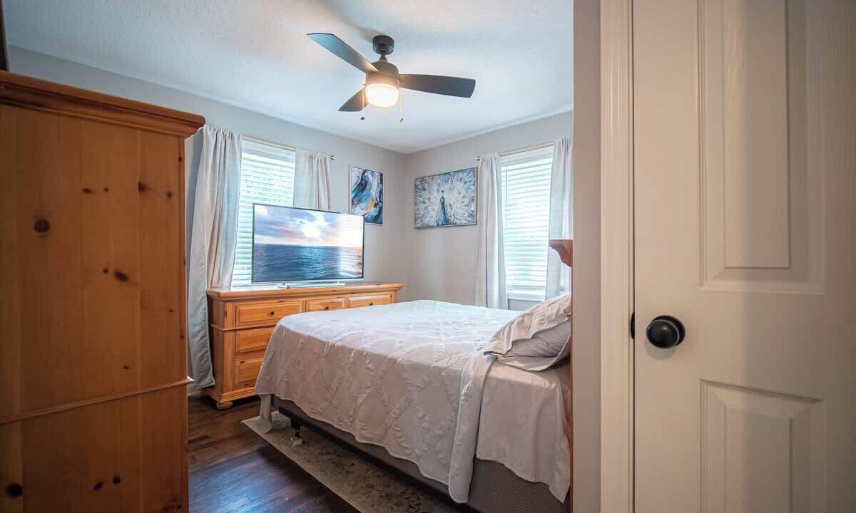 Photo of Bedroom in Rosedale
