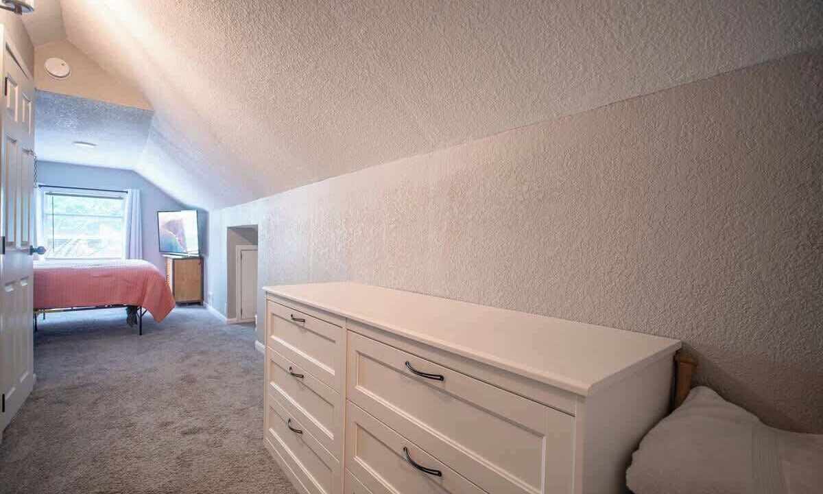 Photo of Bedroom in Rosedale