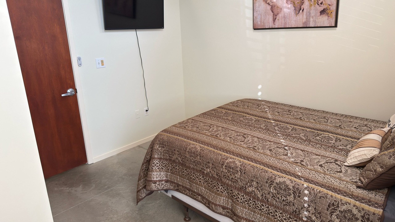 Photo of Bedroom in Downtown West
