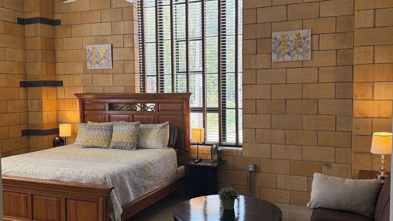 Photo of Bedroom in Downtown West