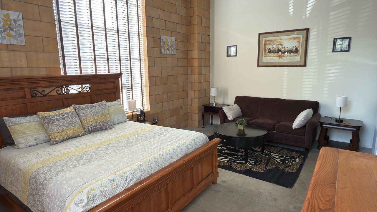 Photo of Bedroom in Downtown West