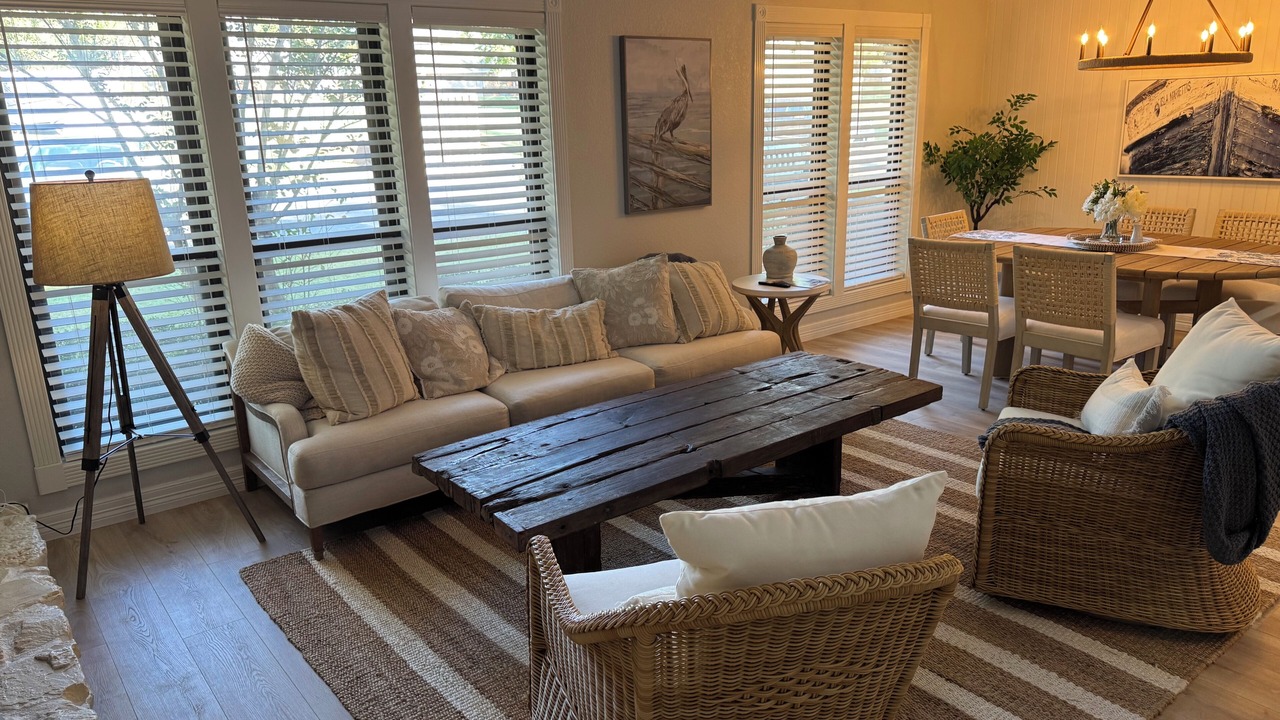 Photo of Livingroom in South Tulsa