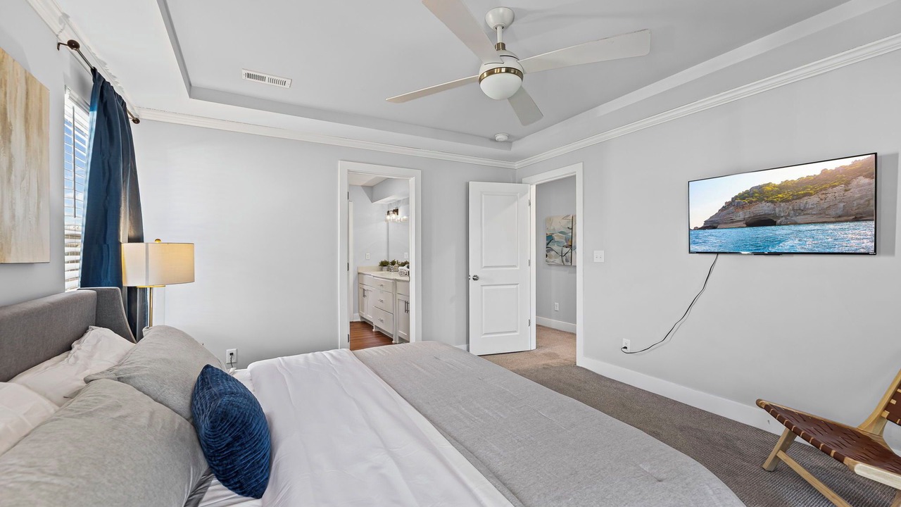 Photo of Bedroom in Raytown