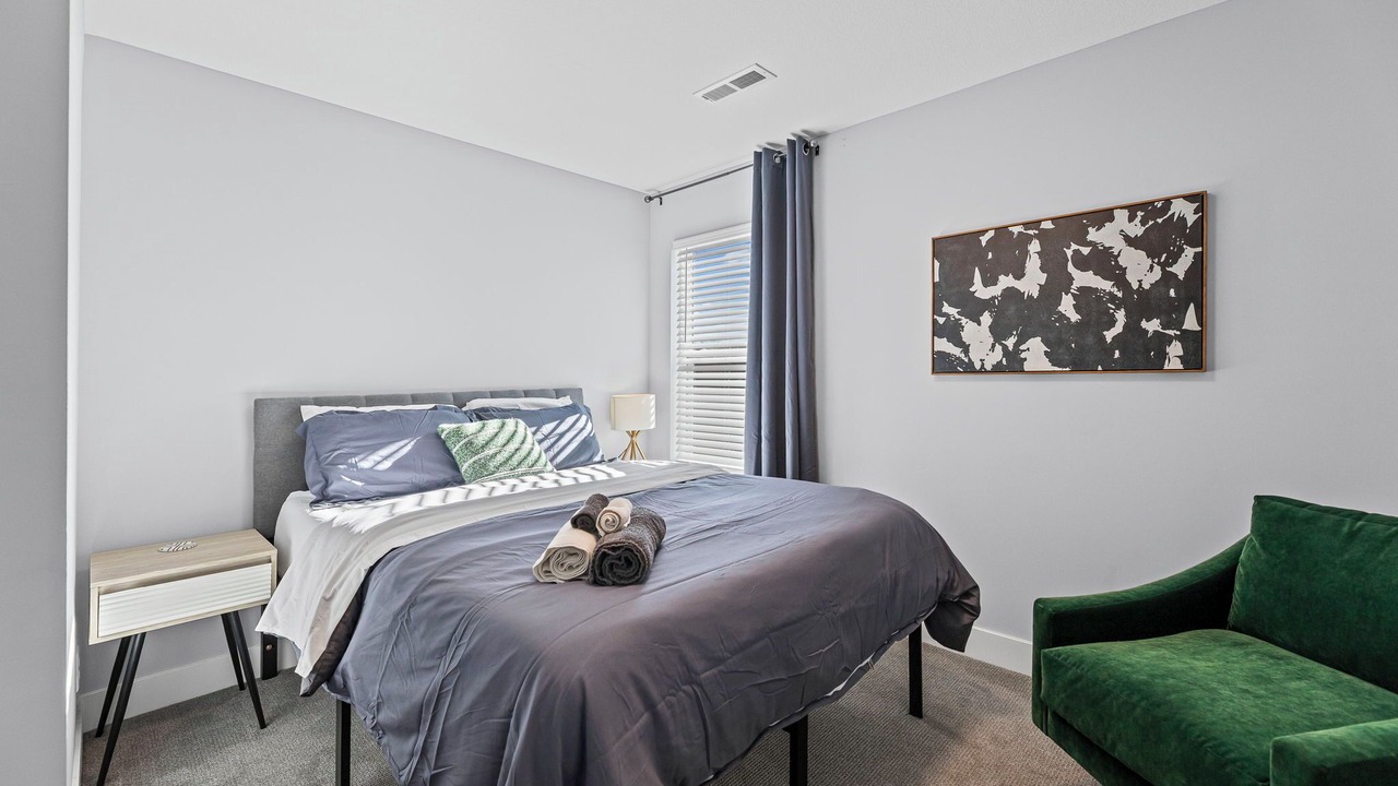 Photo of Bedroom in Raytown