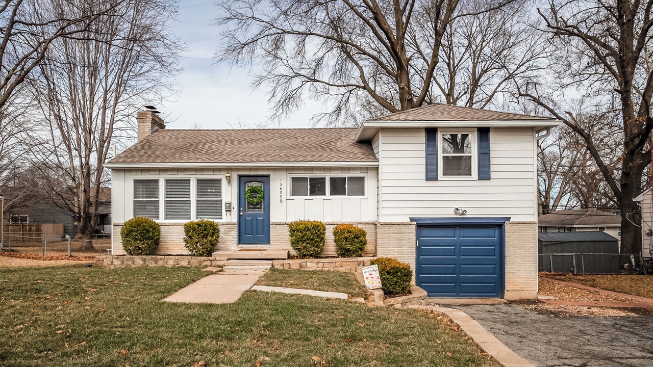 Photo of Outdoor in Lenexa