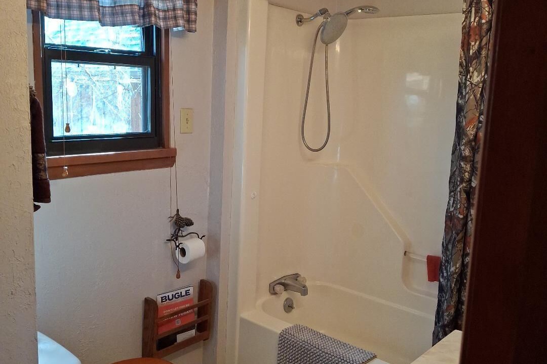 Photo of Bathroom in Eufaula