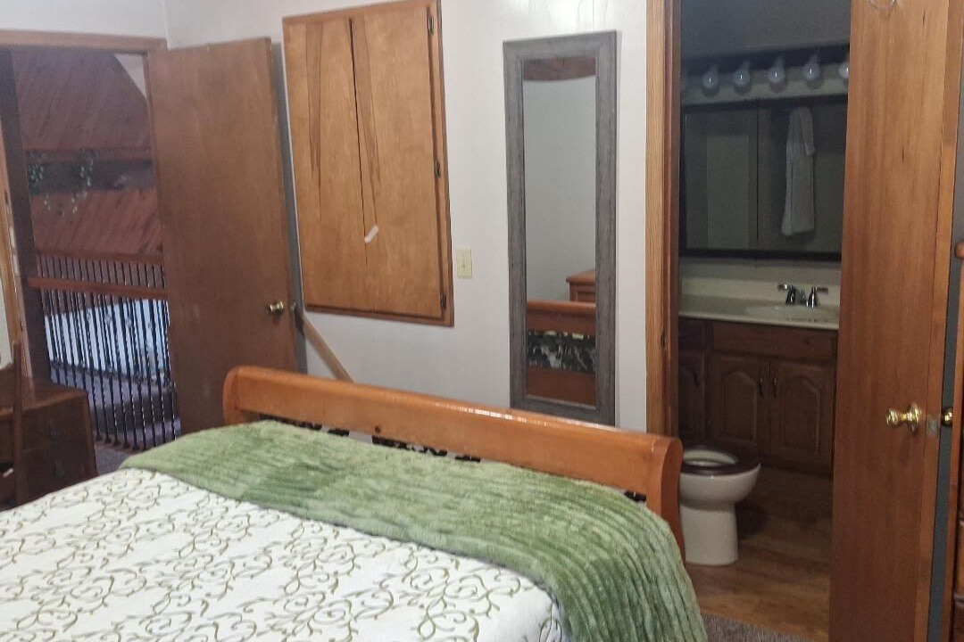 Photo of Bedroom in Eufaula