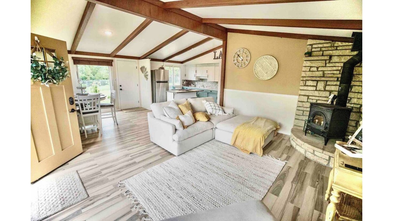 Photo of Livingroom in Fostoria