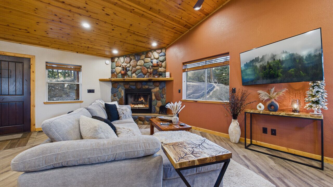 Photo of Livingroom in Ruidoso