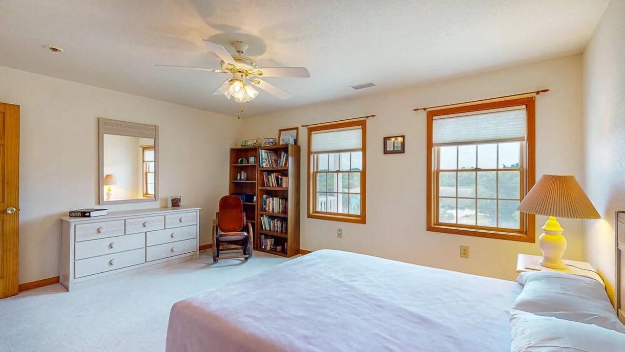 Photo of Bedroom in Brigands' Bay