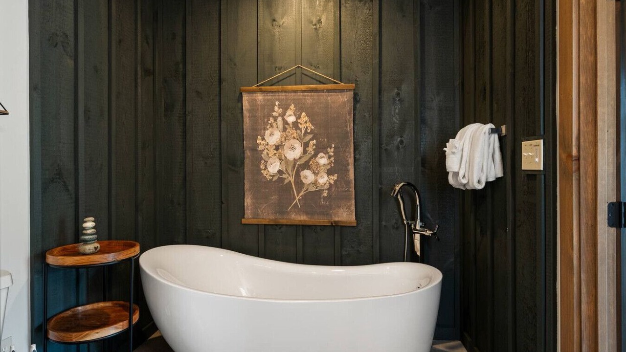 Photo of Bathroom in Gatlinburg - Pigeon Forge