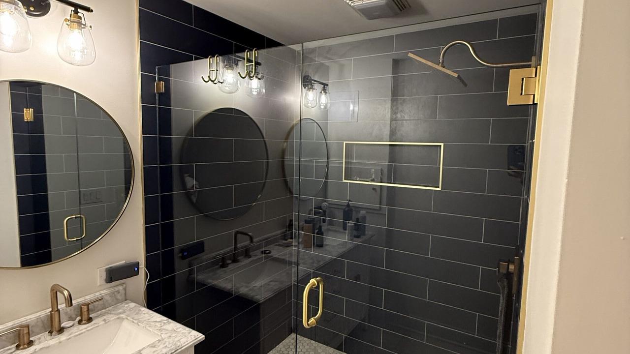 Photo of Bathroom in Indian Hills