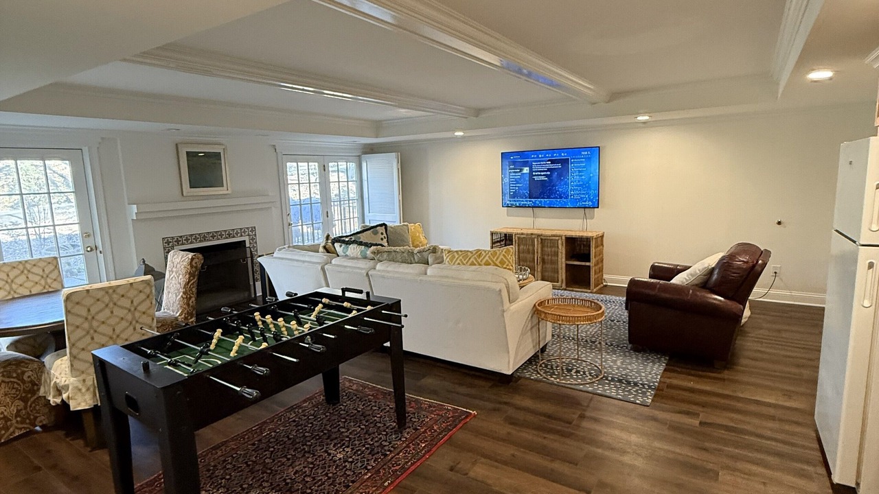 Photo of Livingroom in Indian Hills