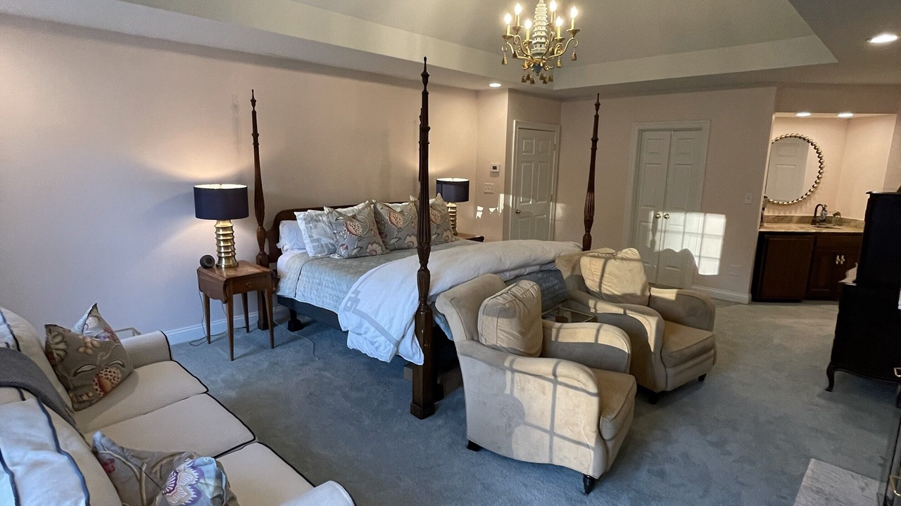 Photo of Livingroom in Indian Hills