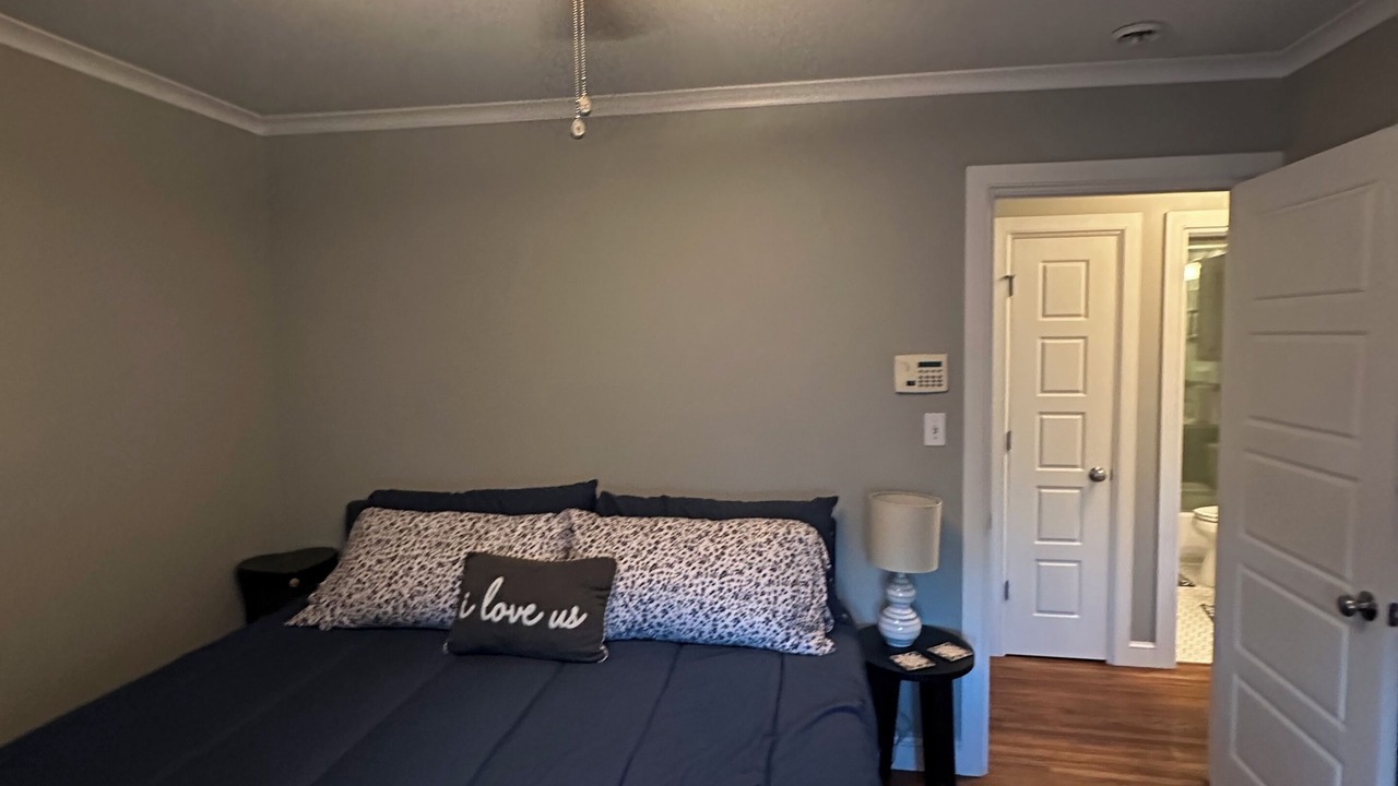 Photo of Bedroom in Broken Arrow