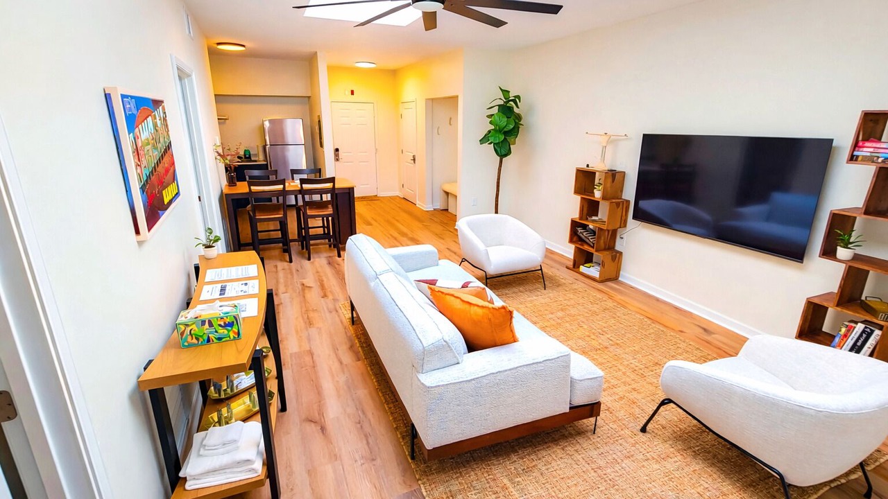 Photo of Livingroom in Oread